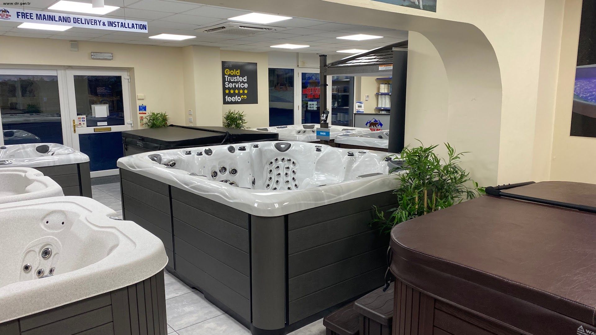 Grizzly Bear Hot Tubs Swim Spas Carnoustie Dd Sd Grizzly Bear Hot