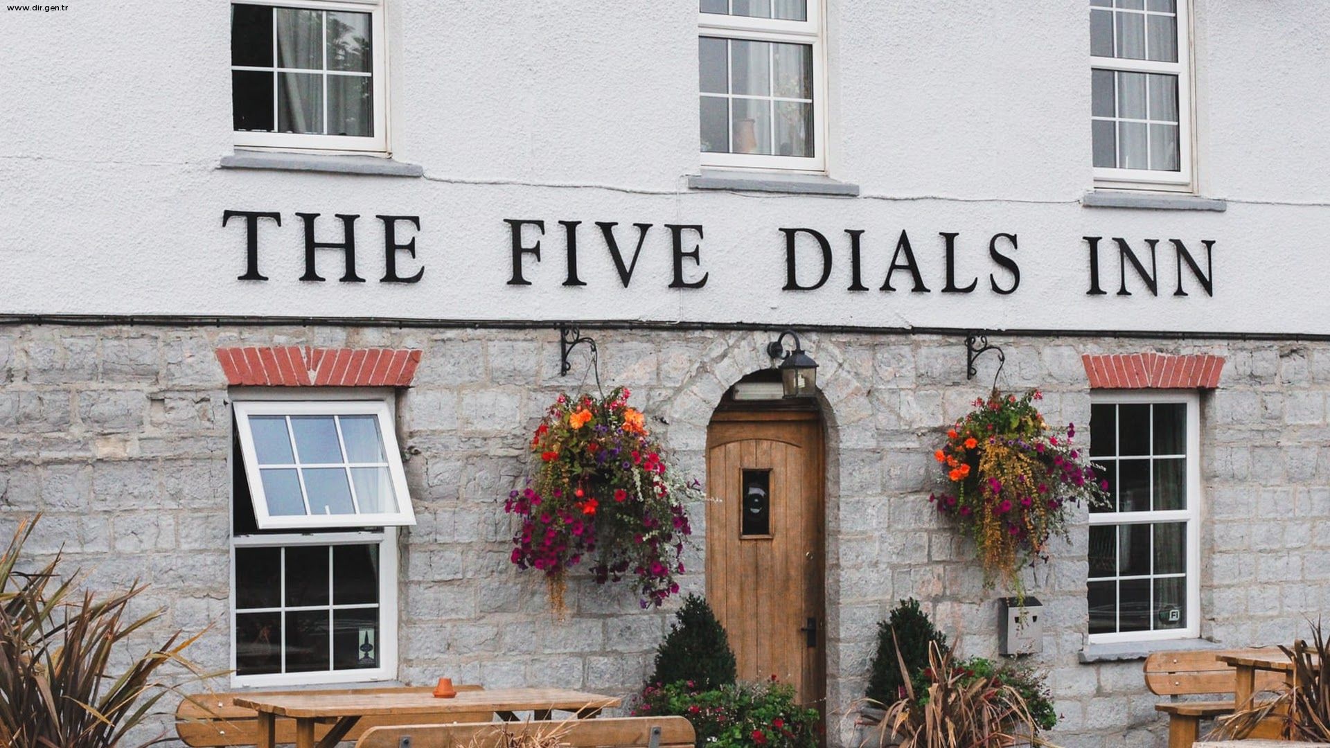 The Five Dials Inn United Kingdom The Five Dials Inn Telephone Photos Video Contact Address 1082