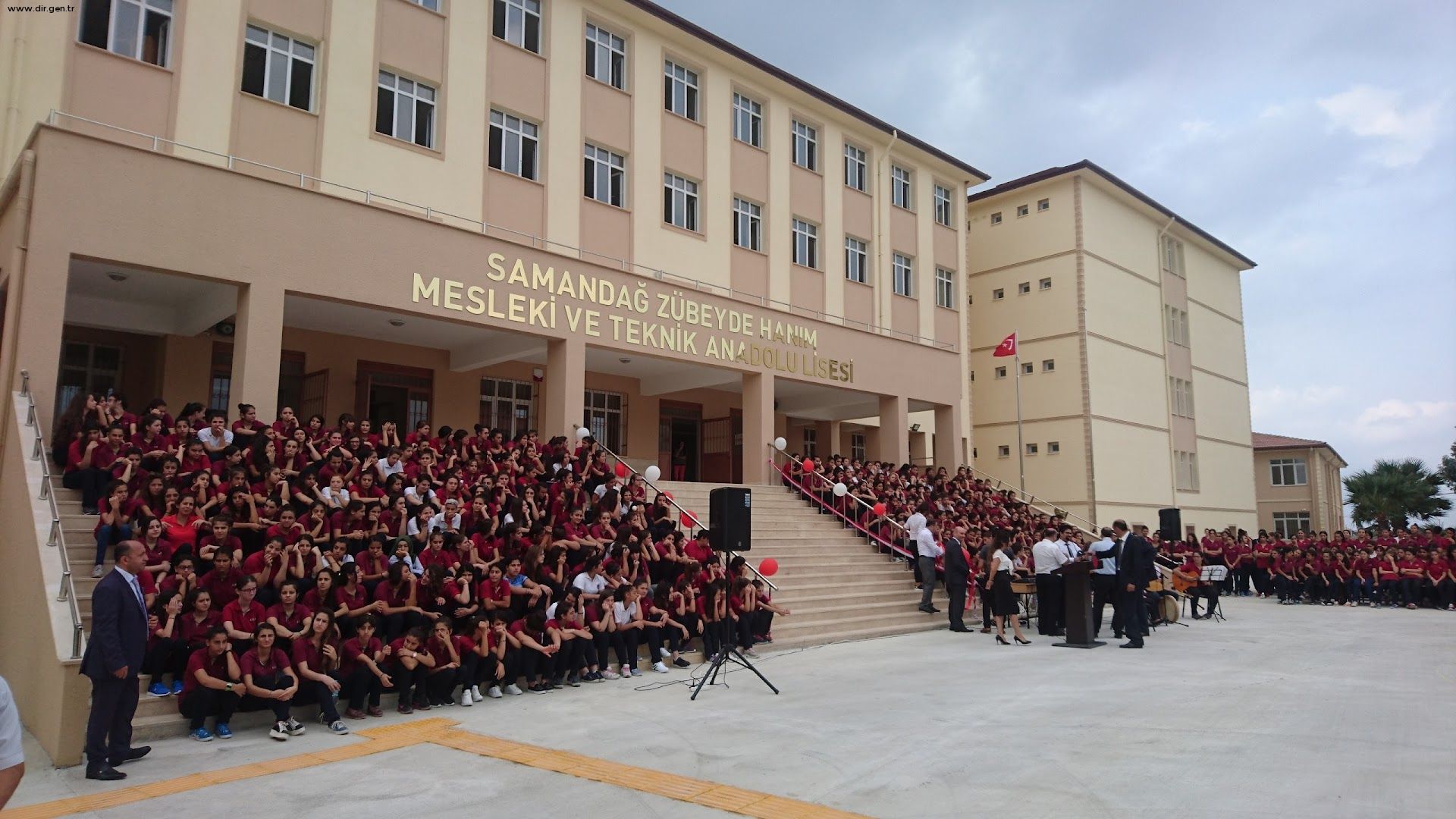 Mesleki ve anadolu lisesi