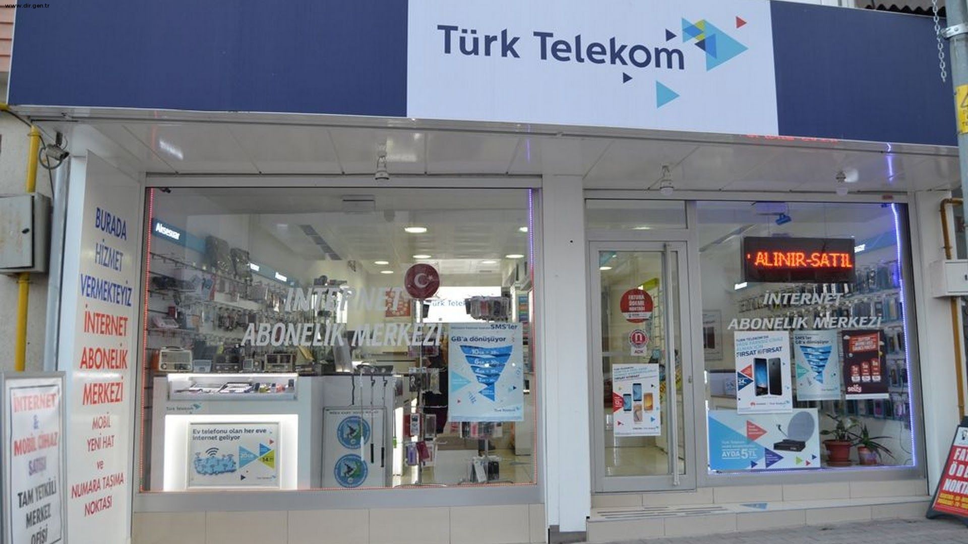 Telefonla Konusurken Turk