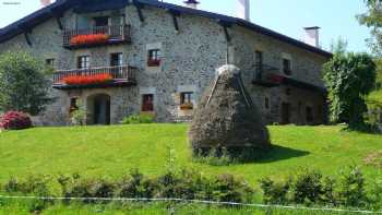 Casa Rural Oiharte Agroturismo