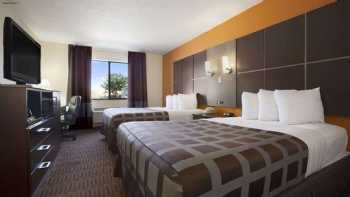 Days Inn by Wyndham Los Lunas