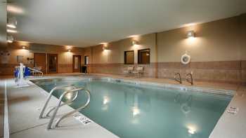 Best Western Plus Montezuma Inn & Suites