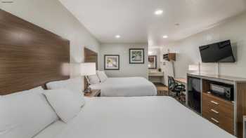 National Parks Inn - Newly Renovated