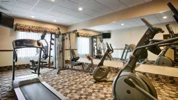 Best Western Plus Montezuma Inn & Suites