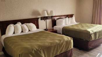 Quality Inn & Suites Downtown - University Area