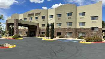 Comfort Suites University