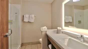 Holiday Inn Express & Suites Albuquerque East, an IHG Hotel