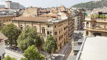 A Room in the City - Hostel San Sebastian