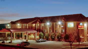 Western Skies Inns & Suites