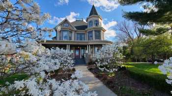 The Cherry Tree Inn Bed and Breakfast