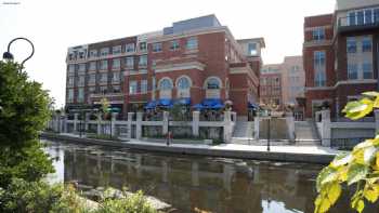 Hotel Indigo Naperville Riverwalk, an IHG Hotel