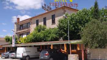 HOTEL TRES HERMANOS