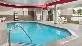 Country Inn & Suites by Radisson, Manteno, IL