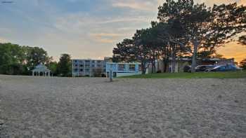 Illinois Beach Hotel