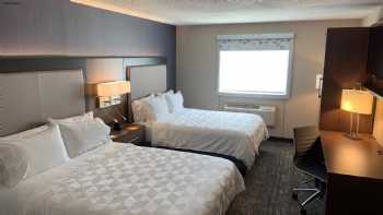 Holiday Inn & Suites Chicago-Carol Stream (Wheaton), an IHG Hotel