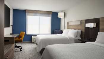 Holiday Inn Express & Suites Peru - Lasalle Area, an IHG Hotel