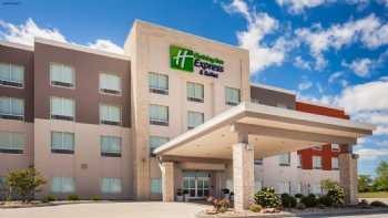 Holiday Inn Express & Suites Litchfield West, an IHG Hotel