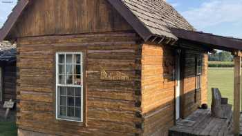 Nauvoo Log Cabins LLC