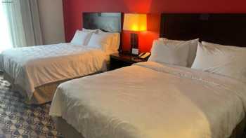 Holiday Inn St. Louis-Fairview Heights, an IHG Hotel