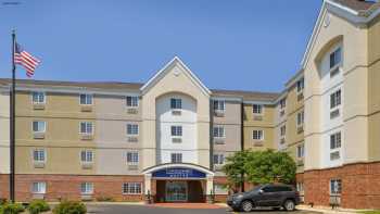 Candlewood Suites Bloomington-Normal, an IHG Hotel