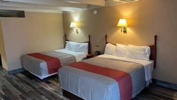 Hotel Weston Rockford Airport (RFD)