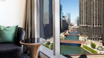 LondonHouse Chicago, Curio Collection by Hilton