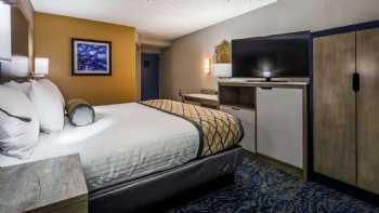 Best Western Plus Bloomington East Hotel