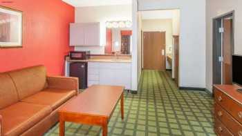 Ramada Limited Decatur