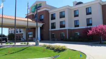 Holiday Inn Express & Suites