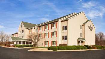 Country Inn & Suites by Radisson, Clinton, IA