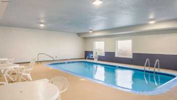 Quality Inn & Suites Caseyville - St. Louis