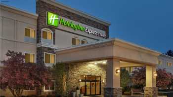 Holiday Inn Express & Suites Chicago-Libertyville, an IHG Hotel