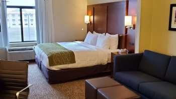 Comfort Inn & Suites Decatur-Forsyth