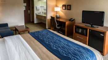 Comfort Inn Crystal Lake - Algonquin