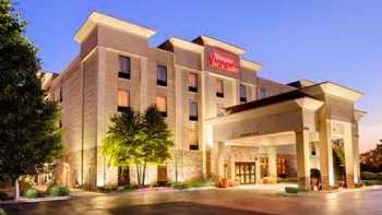 Hampton Inn & Suites Addison