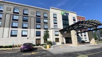 Holiday Inn Express & Suites Prospect Heights, an IHG Hotel