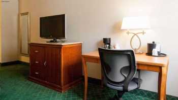 Quality Inn Cairo I-57