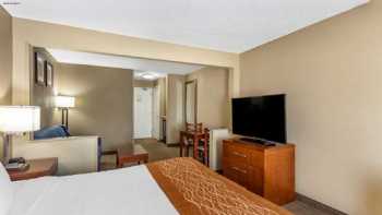 Comfort Inn Gurnee near Six Flags