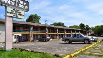 Kewanee Motor Lodge