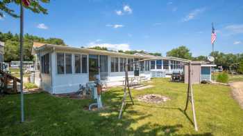 Lake Louise RV Resort