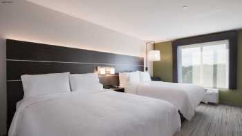 Holiday Inn Express & Suites Chicago - Hoffman Estates, an IHG Hotel