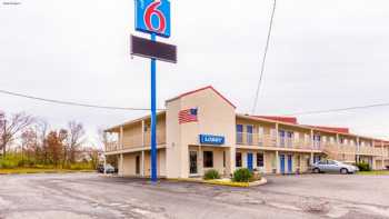 Motel 6 Mount Vernon, IL