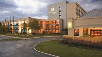 DoubleTree by Hilton Hotel Chicago - Arlington Heights