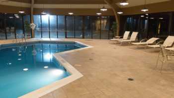 DoubleTree by Hilton Hotel Chicago - Arlington Heights