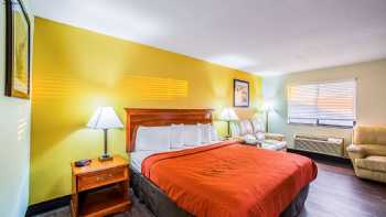 Quality Inn Carbondale University area