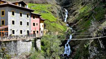 Hotel Puente Vidosa | Hotel Restaurante - Alojamiento con encanto en Asturias - Piscina