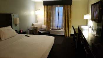 Holiday Inn Express & Suites Marion, an IHG Hotel