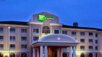 Holiday Inn Express & Suites Rockford-Loves Park, an IHG Hotel