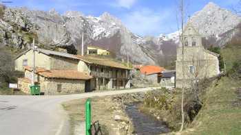 La Hospederia de Salamon y Casa Rural Baudi